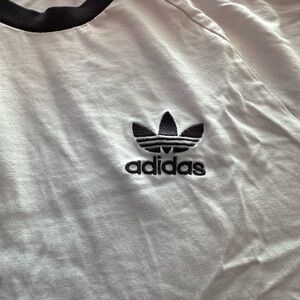 Adidas t shirt